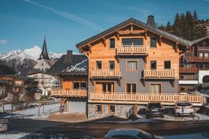 B&B / Chambres d'hotes Chalet CHARMING B AND B : photos des chambres
