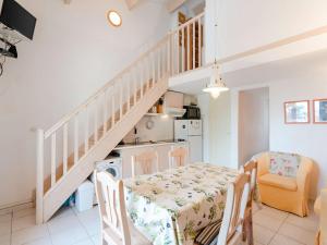 Villa T3 Mezzanine avec Piscine, Terrasse et Parking Privé, 5 min de la Plage - Narbonne - FR-1-409-37