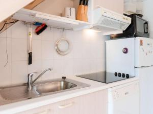 Villa T3 Mezzanine avec Piscine, Terrasse et Parking Privé, 5 min de la Plage - Narbonne - FR-1-409-37