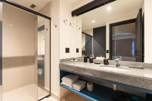 QSA - Anora Spaces - Metropolis Alphaville