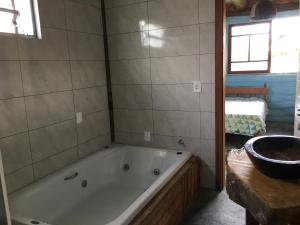 Pé na areia Biocasa com piscina a 1 quadra e meia da Praia