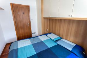 More a due passi dal lago