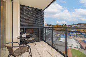 Bel Mare Green Leaf Studio with Balcony by Noclegi Renters