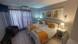SuNel's Guest Rooms - Malmesbury
