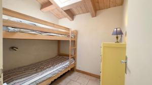 Villas Maison de village a etage : photos des chambres