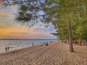 Mutiara Melaka Beach Resort by TZWan