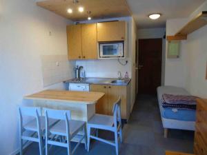 Studio cosy 3 pers. à 20m du télécabine, balcon, draps inclus - FR-1-561-1