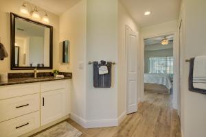 VILLA APOLLO - 3,5 BEDS - 2,5 BATHS - 8 GUESTS - WATERVIEW & POOLSPA - INCL. 10% OFF BOAT RENTAL