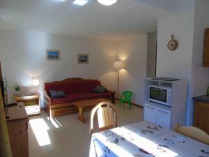 Appartement 2 pièces + cabine, 6 pers, à Valfréjus, draps inclus, animaux admis - FR-1-561-15