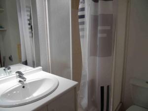 Valfréjus : Appartement familial 8 pers, 3 pièces, animaux admis - FR-1-561-55