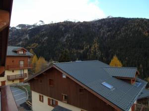 Appartements Appartement Valfrejus 8 pers, cuisine equipee, 2 sdb, animaux admis - FR-1-561-27 : photos des chambres