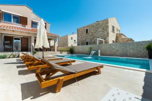 Romantic villa with pool, and whirpool, sauna, near sandy beach - by Traveler tourist agency Krk ID 2379 br 3