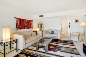 Pool Access! Pet-Friendly Snowbird Retreat in Mesa