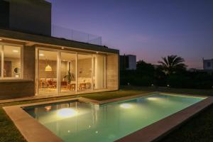 Modern 4BR Villa with Private Pool in Paracas