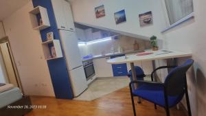 Vekis house
