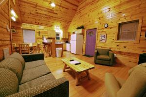 The Cabins at Pine Haven - Beckley