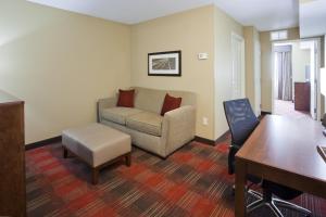 One-Bedroom Suite with Sofa Bed room in GrandStay Hotel and Suites - Tea/Sioux Falls