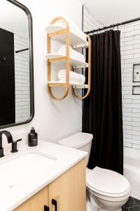 WALK to Downtown Broadway with Pool, Parking and Patio