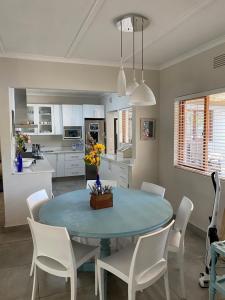 Beach House on Pachena