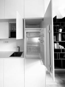 New studio in quiet part of the city center