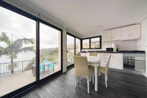 Lombo do Doutor Cottage 2 by Mth