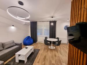 LikeHome life - Novi Sad Sonje Marinkovic
