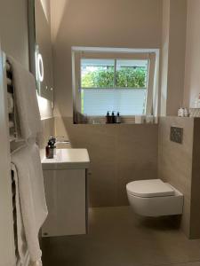 Privates Zimmer in einem gepflegten Bungalow