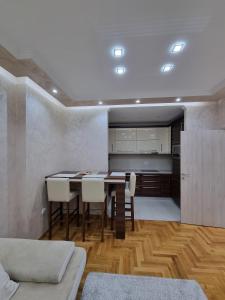 Bulevar Delux Apartman