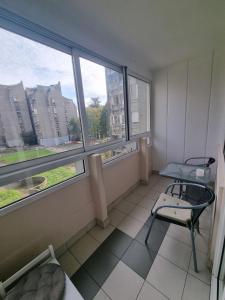 Hawaii- 2 bdr, Arena, Sava centar, FREE PARKING