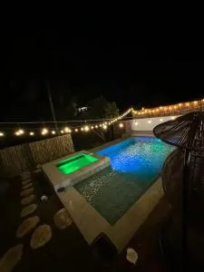 Hello Matt's Pool - Malabag