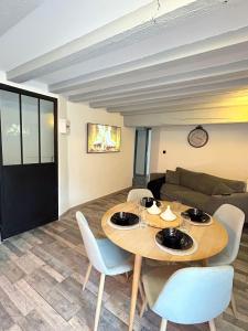 Appartements Maison Cosy , parking gratuit , 5 min aux Auxerre : photos des chambres