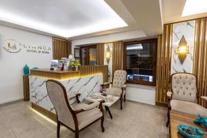 LINNGA HOTEL & SUITE