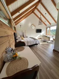 Rainy Hill Retreat - The Loft - Macclesfield
