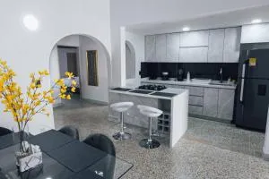 Alojamiento en Medellín - América