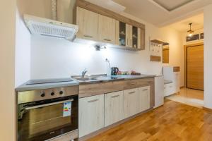 Apartmani Oktobar 06