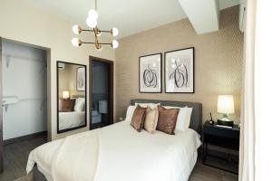 Luxury 2Bedr, 2 Balcony Pool, Gym, Downtown Santo Domingo