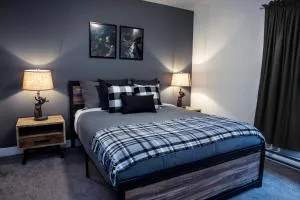 Absolutely Revy - Ground Level Condo in Revelstoke - سيكاموس