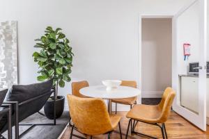 By the Bay Elegance - Brighton Living