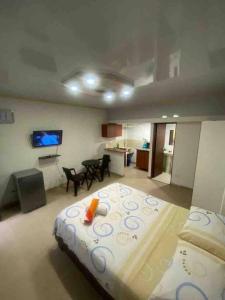 Apartaestudio privado con aire cerca Aeropuerto