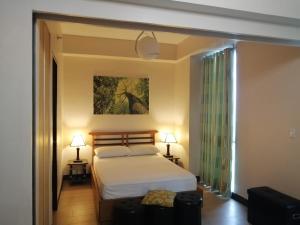 Mactan Newtown Boulevard by FJCIVO