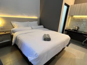 Kaira Room Guest House Syariah Mitra RedDoorz