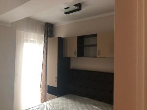 Apartament cu 3 camere Rovine