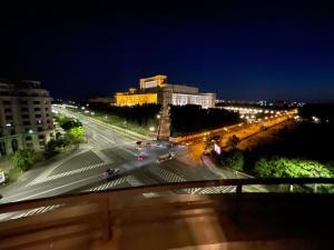 House of Parliament Ultracentral Apartament self check in