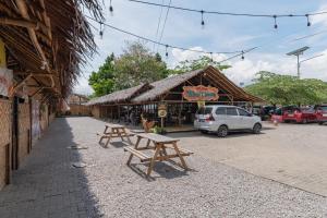 RedDoorz Container @ Teras Cimanuk Garut