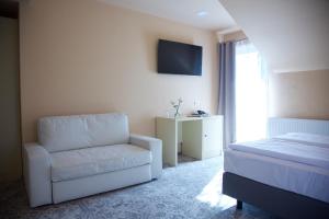 Sarea-n Bucate (Crama la Salina)