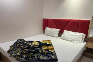 Shree Lodge Near New Delhi Railway Station, Paharganj