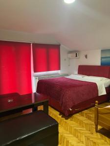 Deluxe Double Room with Extra Bed room in Prenoćište SAMIR