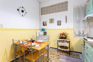 Sofis Flat in the city center, 5min to the sea