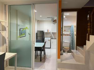 Townhouse 2 Floors @Lertubon Watcharaphon