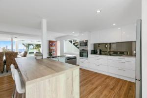 Seashells on Sunrise, Sunrise Beach